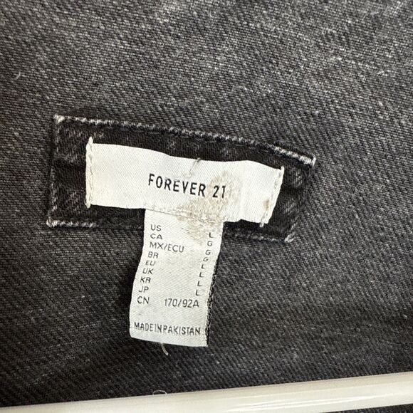 Forever 21 Women’s Denim Jean Jacket Black Trucker size Large - Picture 4 of 7